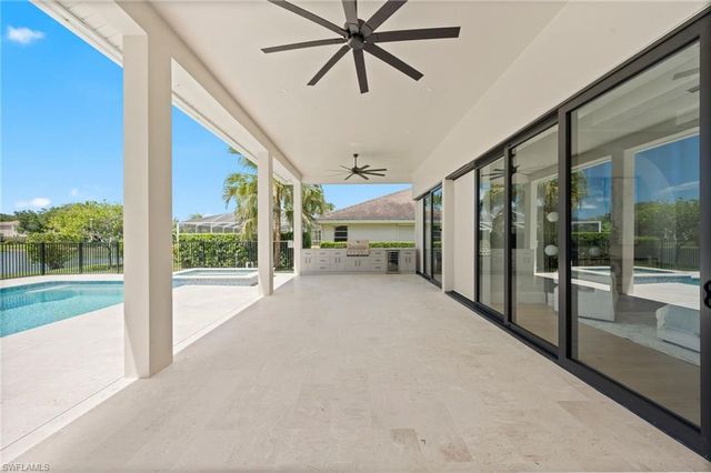 207 Monterey DR, Naples, FL 34119