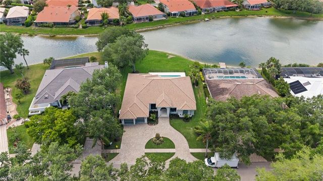 207 Monterey DR, Naples, FL 34119