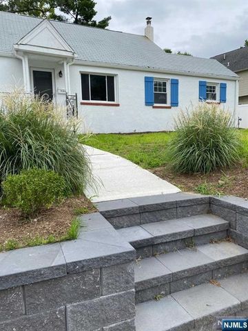 79 Ridgewood Avenue, Paramus, NJ 07652