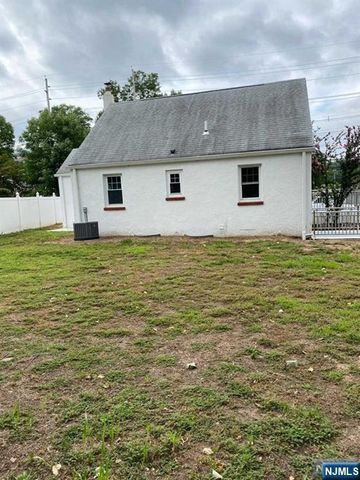 79 Ridgewood Avenue, Paramus, NJ 07652