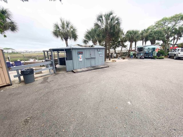 137 Pinnacle Dr., Murrells Inlet, SC 29576