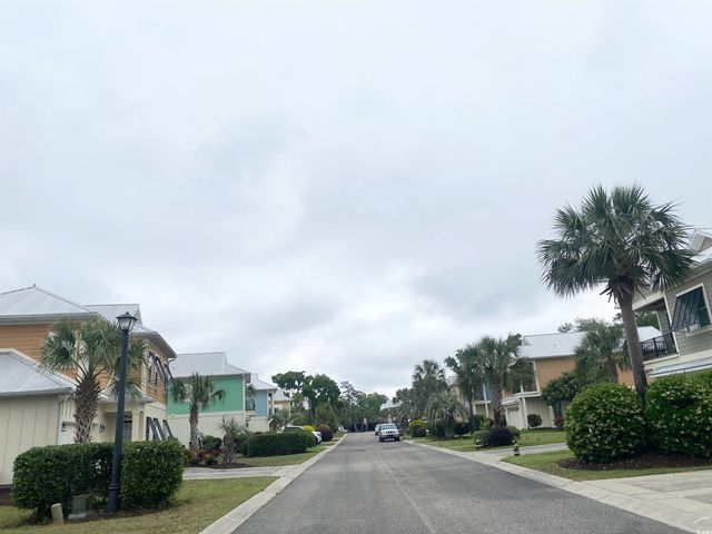 137 Pinnacle Dr., Murrells Inlet, SC 29576
