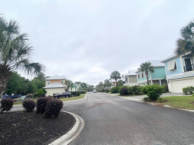 137 Pinnacle Dr., Murrells Inlet, SC 29576