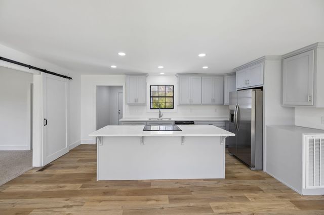 614 Shoemaker Street, Athens, TN 37303