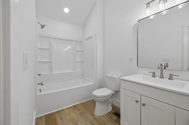 614 Shoemaker Street, Athens, TN 37303