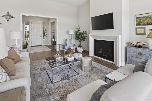 5017 Envy St, Roseville, CA 95747