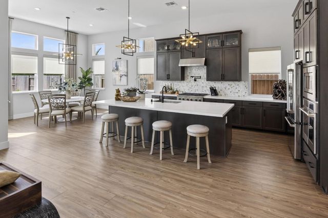 5017 Envy St, Roseville, CA 95747