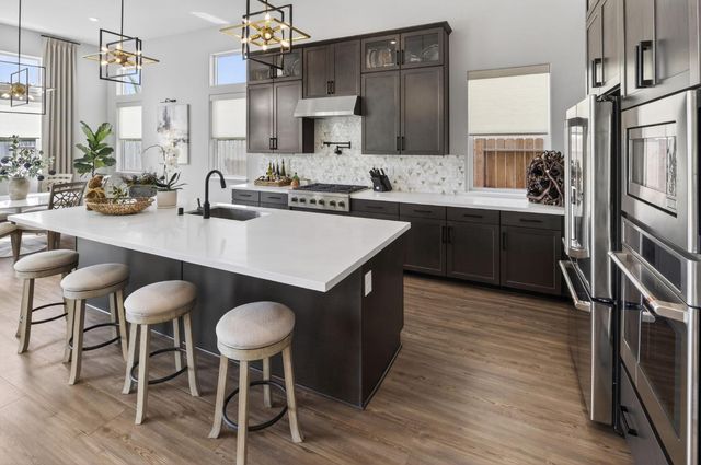 5017 Envy St, Roseville, CA 95747