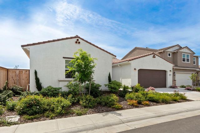 5017 Envy St, Roseville, CA 95747