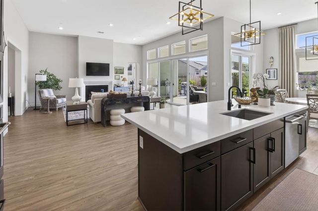 5017 Envy St, Roseville, CA 95747