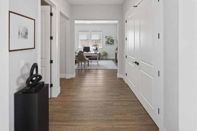 5017 Envy St, Roseville, CA 95747