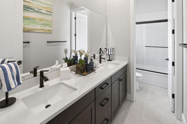 5017 Envy St, Roseville, CA 95747