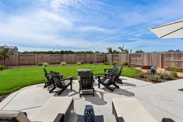 5017 Envy St, Roseville, CA 95747