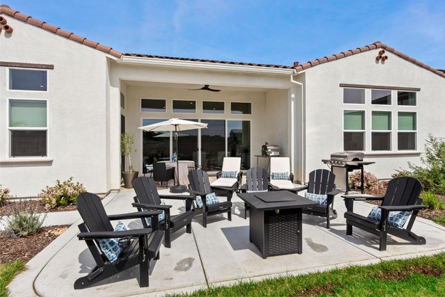 5017 Envy St, Roseville, CA 95747