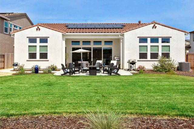 5017 Envy St, Roseville, CA 95747