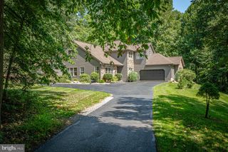 1273 ASH LANE, Lebanon, PA 17042