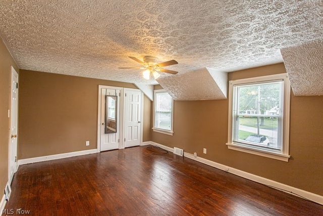 6714 Glendale Avenue, Youngstown, OH 44512