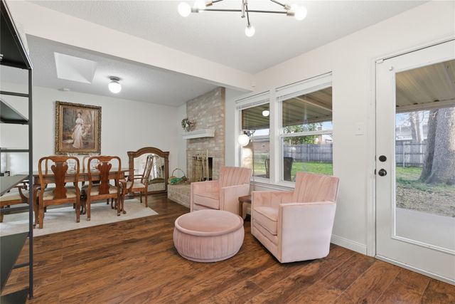 3002 Lynnwood Drive, Arlington, TX 76013