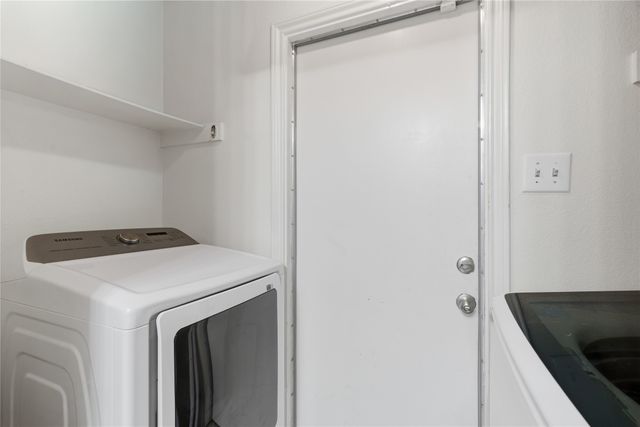 3002 Lynnwood Drive, Arlington, TX 76013