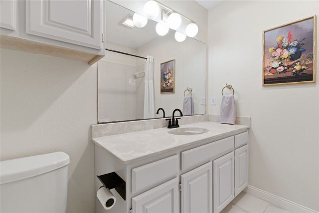 3002 Lynnwood Drive, Arlington, TX 76013