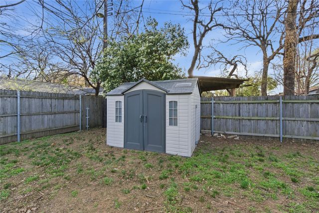 3002 Lynnwood Drive, Arlington, TX 76013