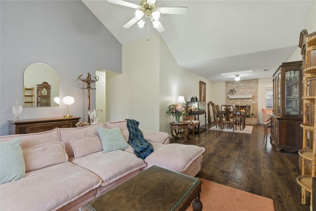 3002 Lynnwood Drive, Arlington, TX 76013