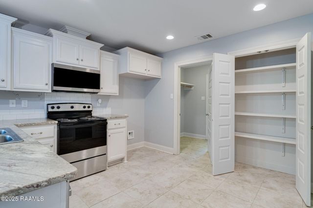 321 Harvest Lane, Abbeville, LA 70510