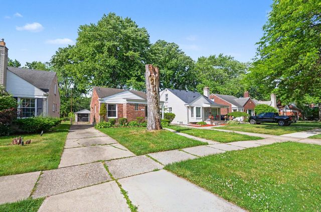 20290 Woodmont Street, Harper Woods City, MI 48225