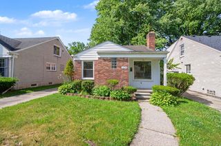 20290 Woodmont Street, Harper Woods City, MI 48225