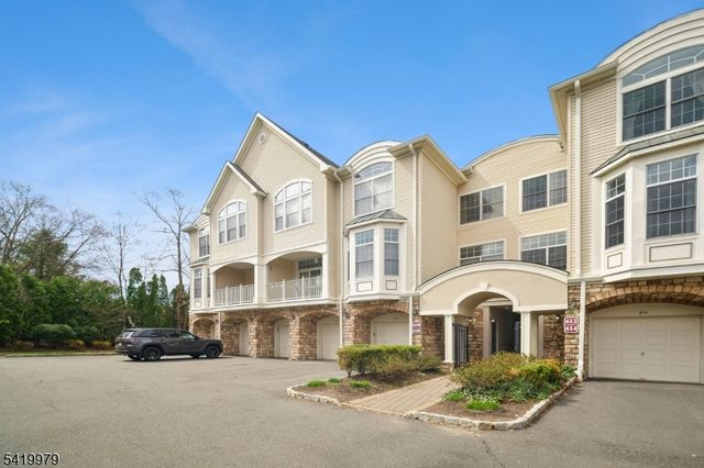 614 Turlington Ct, Livingston Twp., NJ 07039