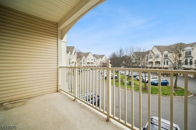 614 Turlington Ct, Livingston Twp., NJ 07039