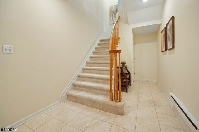 614 Turlington Ct, Livingston Twp., NJ 07039