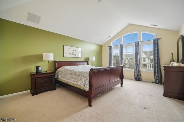 614 Turlington Ct, Livingston Twp., NJ 07039