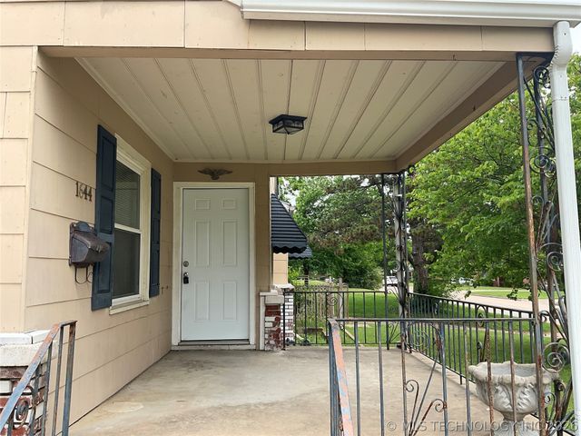 1644 S Knoxville Avenue, Tulsa, OK 74112