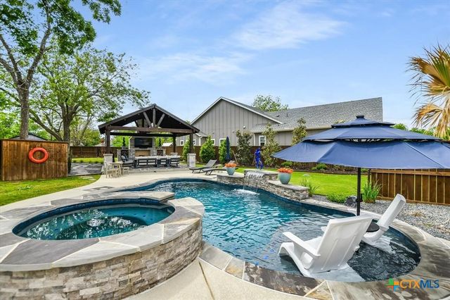 105 Retreat Place, Georgetown, TX 78626