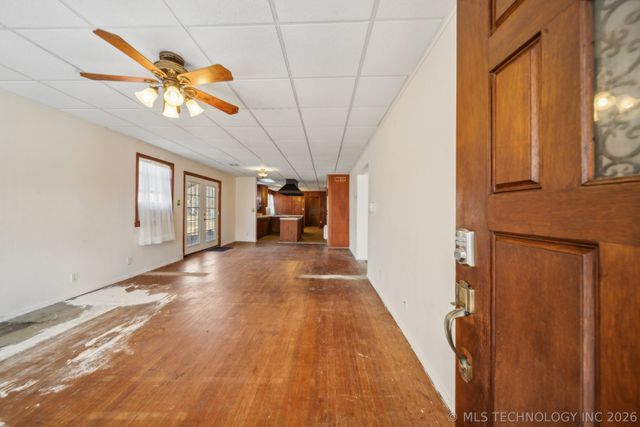 1121 W 9th Street, Okmulgee, OK 74447