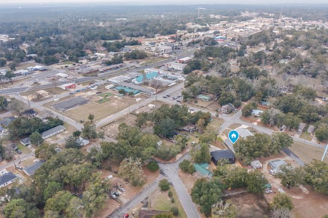 749 Amos Street, Crestview, FL 32539