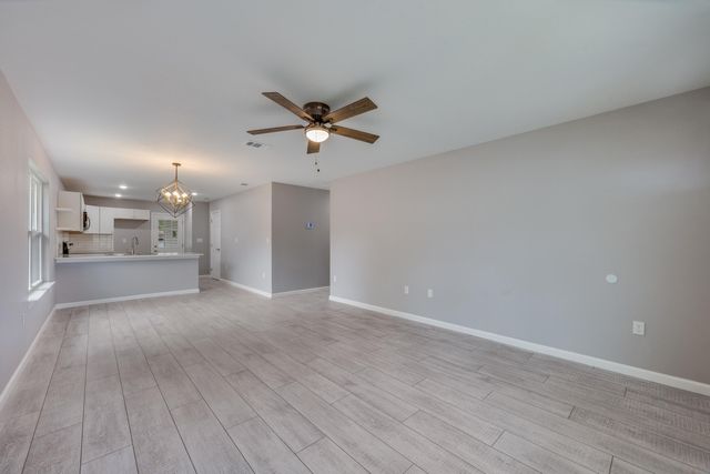 749 Amos Street, Crestview, FL 32539