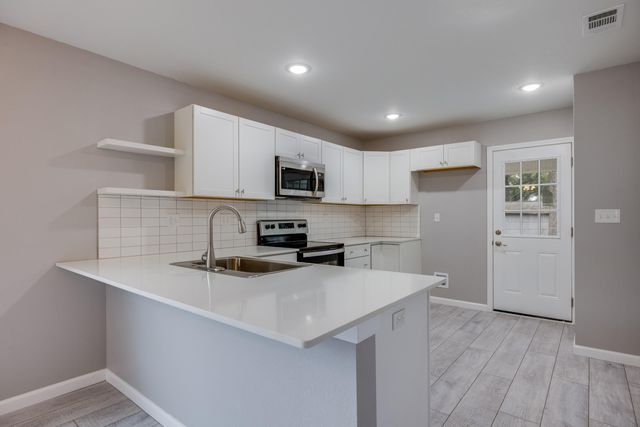 749 Amos Street, Crestview, FL 32539