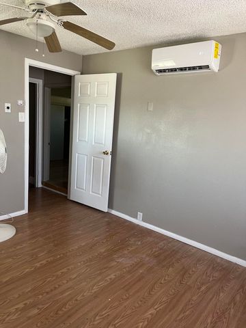 5530 VENEZUELA Road, El Paso, TX 79903