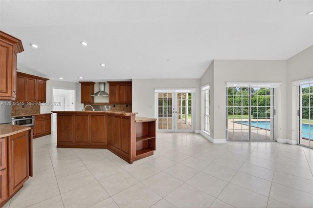 8224 SW 178th Terrace, Palmetto Bay, FL 33157