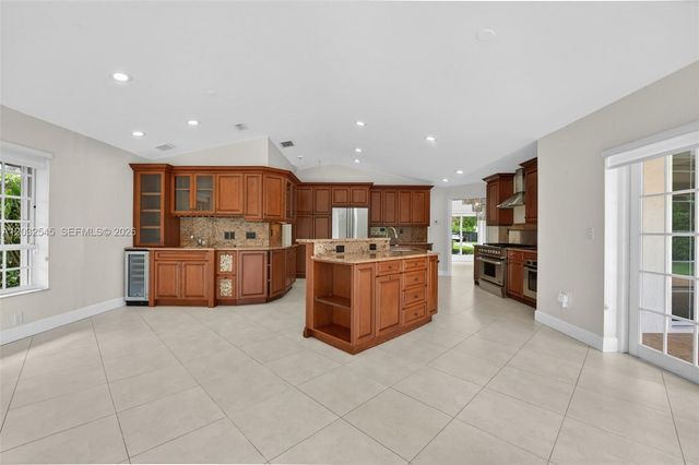 8224 SW 178th Terrace, Palmetto Bay, FL 33157