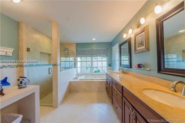 8224 SW 178th Terrace, Palmetto Bay, FL 33157