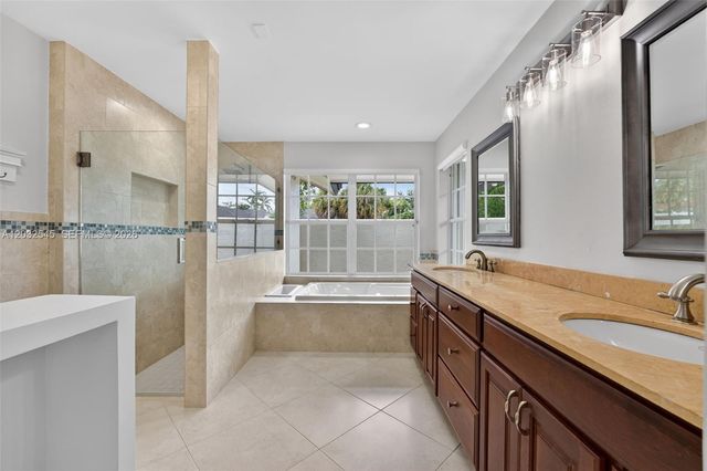 8224 SW 178th Terrace, Palmetto Bay, FL 33157