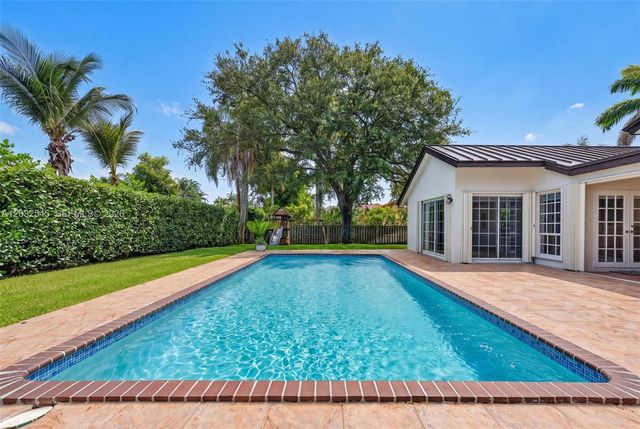 8224 SW 178th Terrace, Palmetto Bay, FL 33157