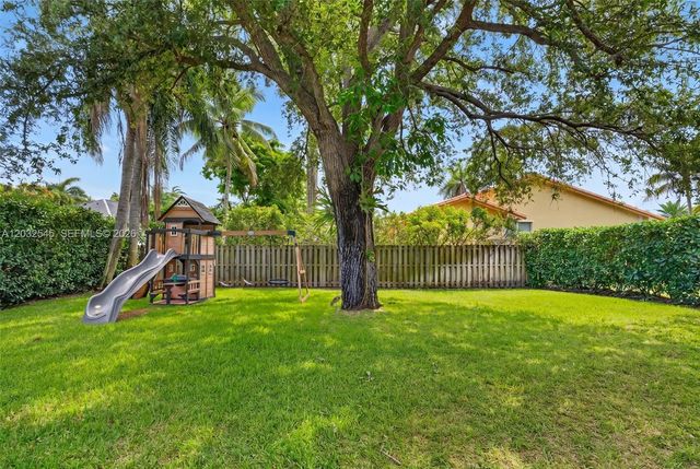 8224 SW 178th Terrace, Palmetto Bay, FL 33157