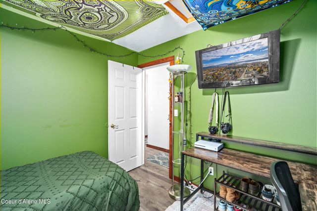 2325 N Mackenzie Dr, Post Falls, ID 83854