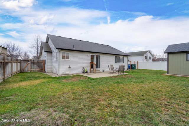 2325 N Mackenzie Dr, Post Falls, ID 83854