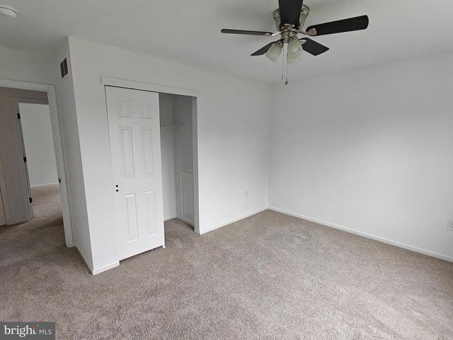 124 HORSESHOE LN, North Wales, PA 19454