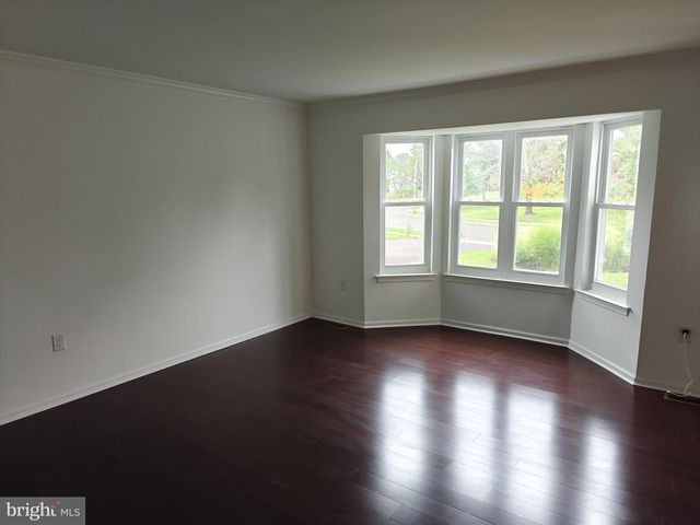 124 HORSESHOE LN, North Wales, PA 19454